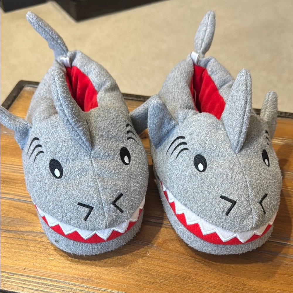 Gray Shark Slippers with Red Interior